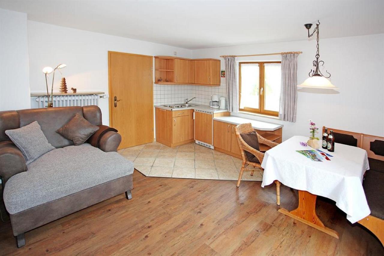 Gaestehaus Dreitorspitz Krün エクステリア 写真