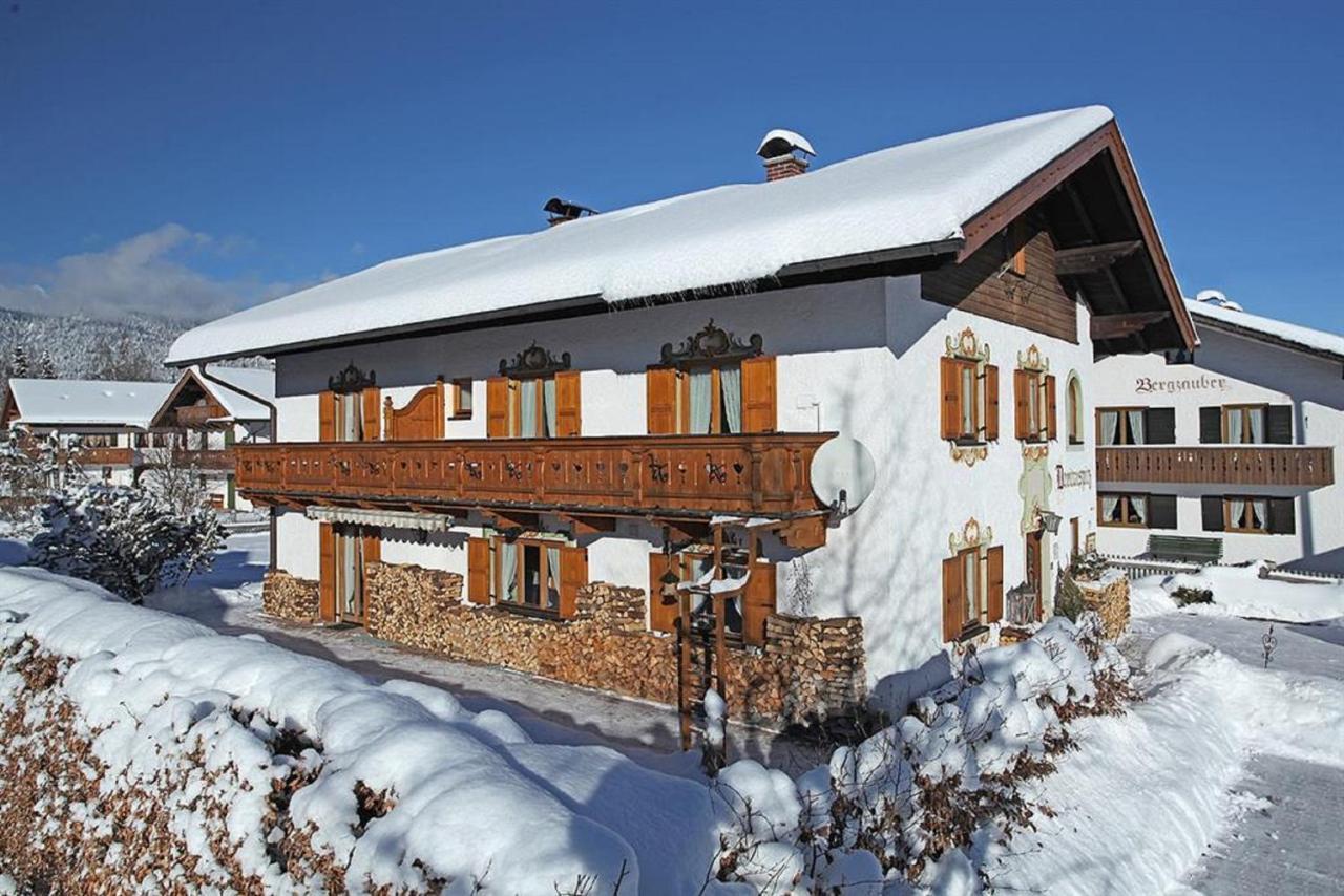 Gaestehaus Dreitorspitz Krün エクステリア 写真
